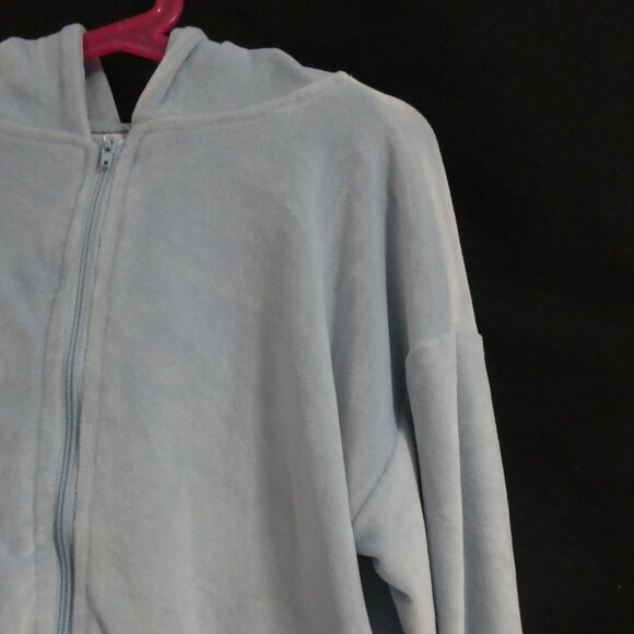 U KIDS | small (7-8) | Soft and Plush Light Blue Velour Zip-Up Hoodie | NWOT - Picture 5 of 14